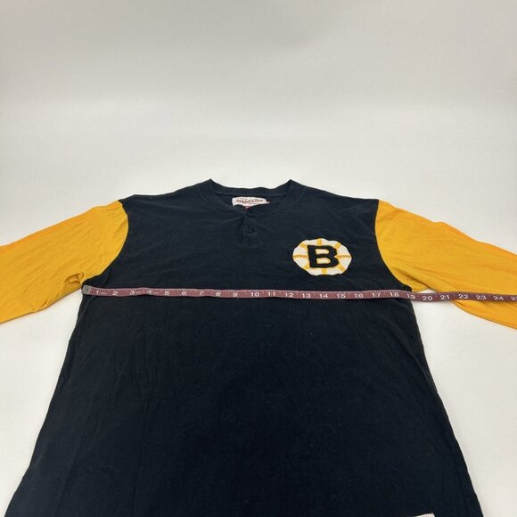 Boston Bruins Shirt Women's M Black Yellow Mitchell & Ness 3/4 Sleeve Henley NHL - Picture 8 of 9